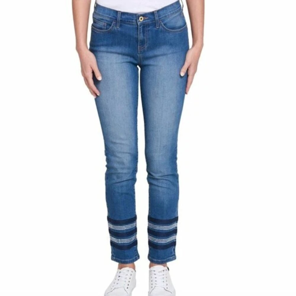 NEW NWT TOMMY HILFIGER Greenwich Denim Mid Rise Straight Leg Rhinestone Jeans 6